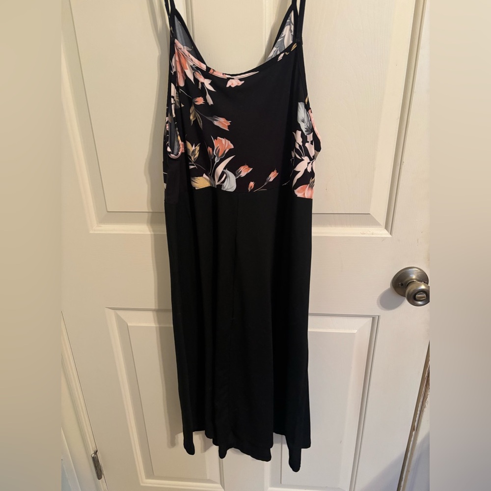 SHEIN Black and Floral Midi Dress - Picture 2 of 2